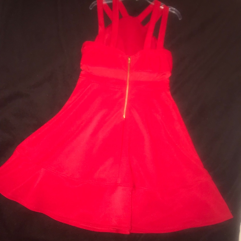 Red Dress - Picture 2 of 8